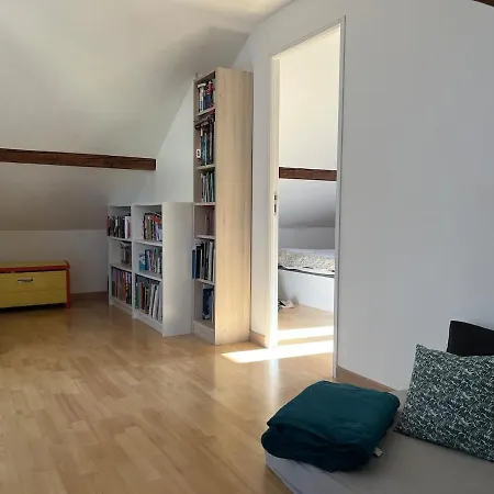 Grande Maison Au Calme Avec Jardin, 15 Min De Bale *
