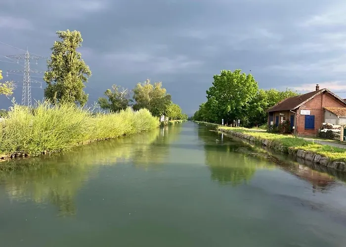 Grande Maison Au Calme Avec Jardin, 15 Min De Bale